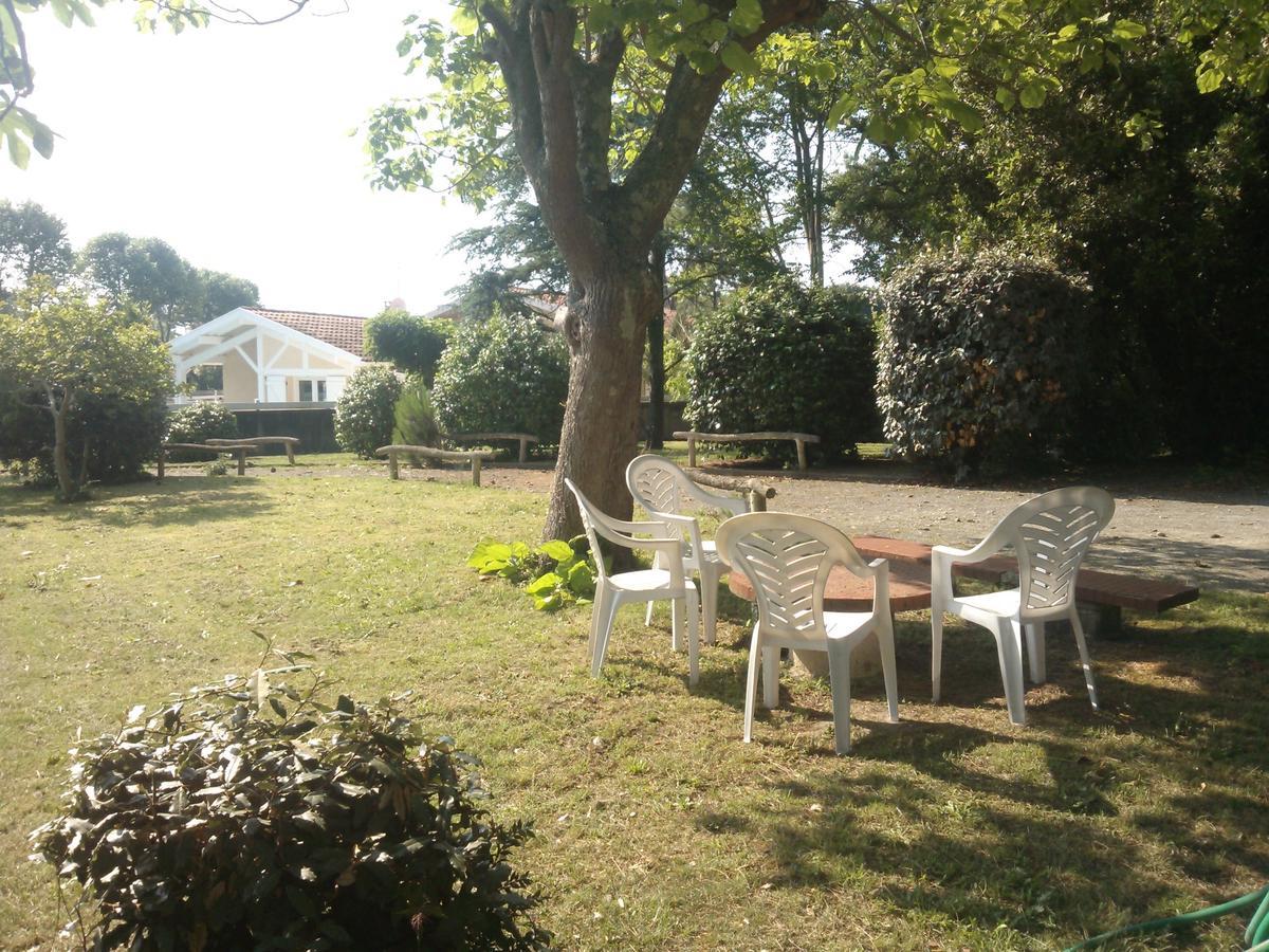 Hotel Restaurant Du Parc Capbreton Bagian luar foto